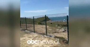 VIDEO/ Pas incidentit në Zvërnec, hiqet teli me gjemba nga rrethimi i kantierit