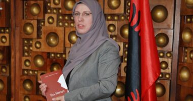 Ikballe Huduti “person i padëshiruar” në Shqipëri/ Urdhri nga Ministri i Brendshëm: Kërcënim për vendin!