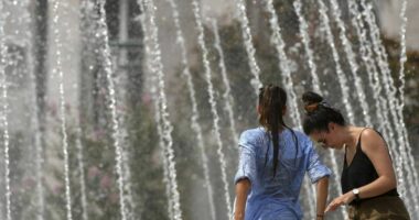 Britania në alarm nga vala ekstreme e të nxehtit, mbyllen shkollat dhe kufizohen udhëtimet