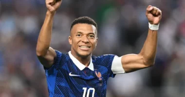 Mbappe përgjigjet me gola/ Barazon rekordin e vjetër të Botërorëve pas Francë-Irak