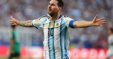 Tregolëshi i parë i “pleshtit”/ Messi shkëlqen në fitoren 3-0 të Argjentinës me Algjerinë