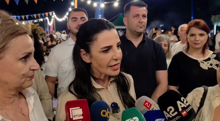 Mijëra vizitorë në Festën e Grurit  Nalluku  Ngjarja më e madhe e traditës dhe kulturës në qarkun e Fierit