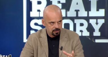 Albatros Rexha: Vendosja e telave në Zvërnec ishte e shëmtuar, por erdhi pas dëmtimit të pronës private