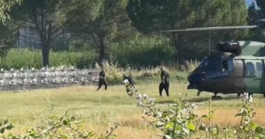 Pas Samitit në Tivat, Rama mbërrin në Vlorë/ Takime me banorët e Zvernecit, Nartës dhe me socialistët te “Sheshi i Flamurit”