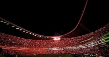 Një viktimë trondit botërorin/ Një trup pa jetë gjendet pranë një stadiumi në Meksikë