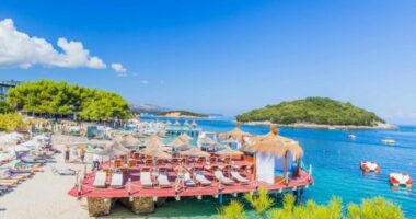 “Travel off Path”: Saranda kryeson listën e destinacioneve bregdetare më ekonomike në Evropë