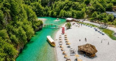 Bukuritë e Shqipërisë marrin vëmendje ndërkombëtare/ Media kanadeze: Destinacioni më emocionues i Evropës