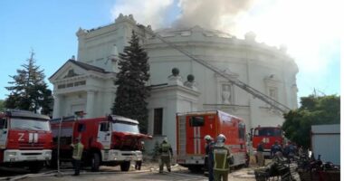 Sulme me dronë në Mariupol e Sevastopol, dëmtohen muzetë në Krime