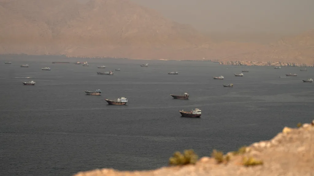 SHBA godet sërish Iranin  Teherani kundërpërgjigjet me raketa ndaj bazave amerikane në Kuvajt dhe Bahrein