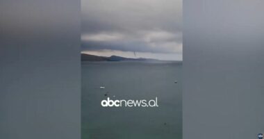 VIDEO/ Tornado pranë bregdetit të Ksamilit