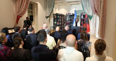 Kompani shtetërore për hidrokarburet/ Marrëveshje me Italinë për rezervat strategjike të naftës