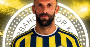 Muriqi kthehet në Turqi/ Sulmuesi i Kosovës do të veshë fanelën e gjigandit Fenerbahce