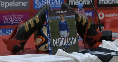 Një libër për Demollarin/ Gazetari Uvil Zajmi, vepër për ish yllin e madh të futbollit