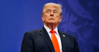 Trump bën thirrje për armëpushim të menjëhershëm mes Iranit dhe Izraelit