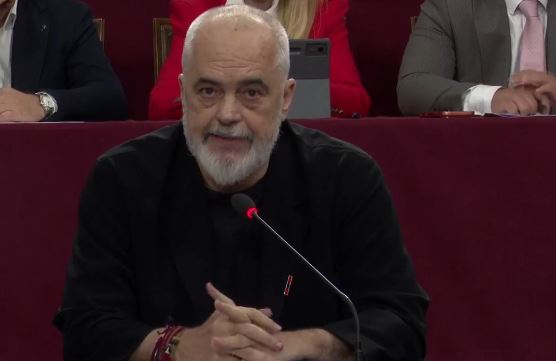 Rama  E vërteta e Zvërnecit përballë baltës  Kryeministri  Nuk më duhet karrigia nëse heq dorë nga vizioni që kam