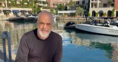 Rama: Zvërneci po refuzohet si Porto Montenegro/ Resorti luksoz nuk u ndërtua në Shqipëri nga bllokimi i qeverisë Berisha