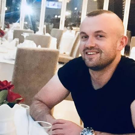 U plagos nga Violand Braçellari gjatë operacionit 