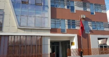 Abuzuan me fondet shtetërore dhe skemën e ndihmës ekonomike në Elbasan, masa sigurie për 6 zyrtarë