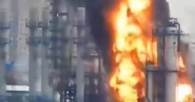 Ukraina sulmon rafinerinë e naftës në Moskë