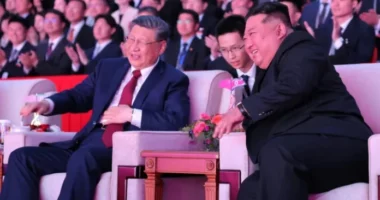 Xi Jinping dhe Kim Jong Un forcojnë aleancën strategjike mes Kinës dhe Koresë së Veriut