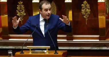 Ministrat në Francë do t’i nënshtrohen testeve të drogës