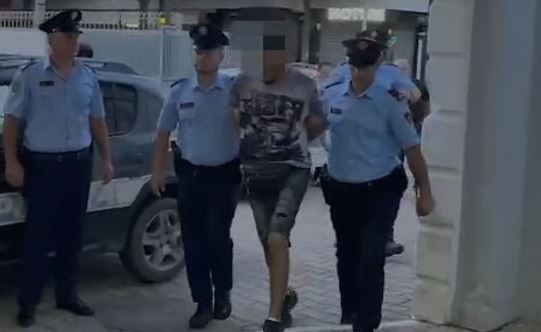 Atentati ndaj çiftit Mujeci në Lezhë  Arrestohet një 40 vjeçar  fshehu në banesë makinën e autorëve
