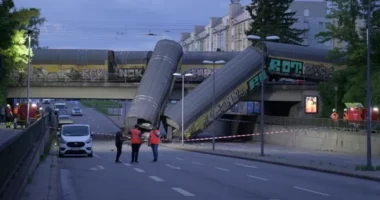 Përplasen dy trena mallrash në Gjermani, raportohet për të vdekur