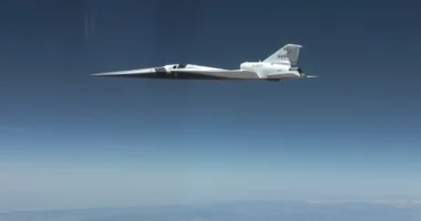 Historike, aeroplani X-59 i NASA-s tejkalon shpejtësinë e zërit