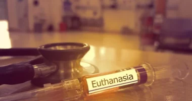 Në Holandë kryhet për herë të parë eutanazia e një fëmije nën 12 vjeç