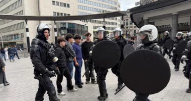 VIDEO/ Tensione e përplasje në protestën për arsimin në Bruksel