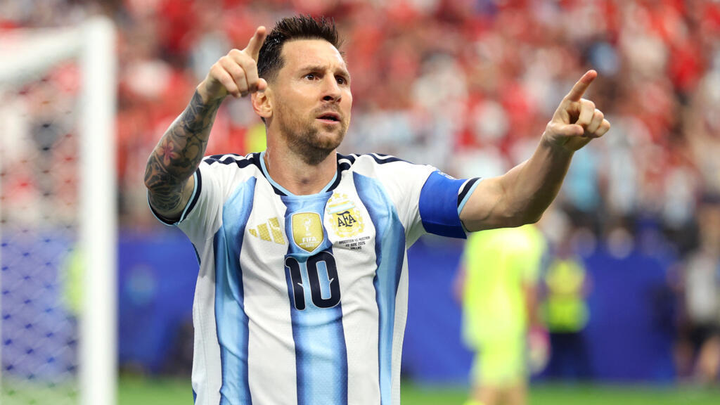 Messi është  zoti  i futbollit  Kampioni i botës  rekordmen i golave në të gjithë Botërorët