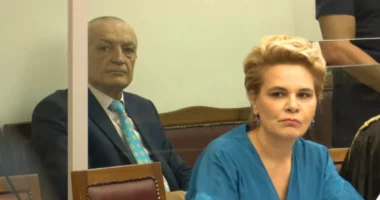 “Bëhu ushtar i Prokurorisë”/ Mesazhet me biznesmenin Shatku, Meta e Kryemadhi përplasen në GJKKO