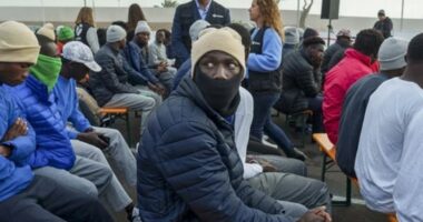 Gati një milion migrantë të paautorizuar aplikojnë për status ligjor në Spanjë