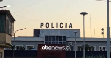 Aksioni i policisë në Vlorë, 5 të ndaluar. Mes tyre një person në kërkim ndërkombëtar