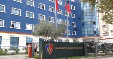 Karamele me drogë në shkolla/ Hita shkresë Ministrisë së Arsimit: Po shiten për fëmijët