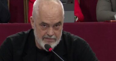 “Nuk kemi hequr zona të mbrojtura”/ Rama: I kemi linjëzuar me standardet më të larta ndërkombëtare