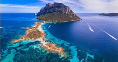 Sardenja ndërton “Zvërnecin” e vet/ Qeveria italiane i jep dritën jeshile investimit turistik, të kundërshtuar në protesta