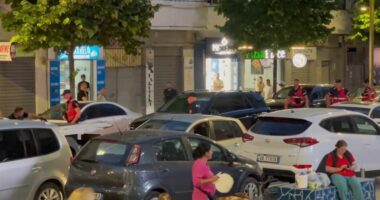 Ndjekje si në filma në qendër të Durrësit/ Policia rrethon “ML”-në e zezë, një i ri arratiset mes trafikut