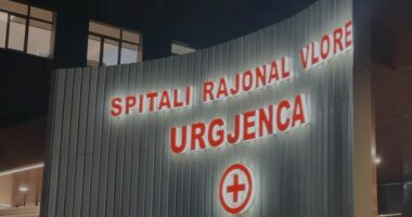 Vlorë/ 27-vjeçarja bie nga kati i gjashtë i pallatit, në gjendje kritike për jetën