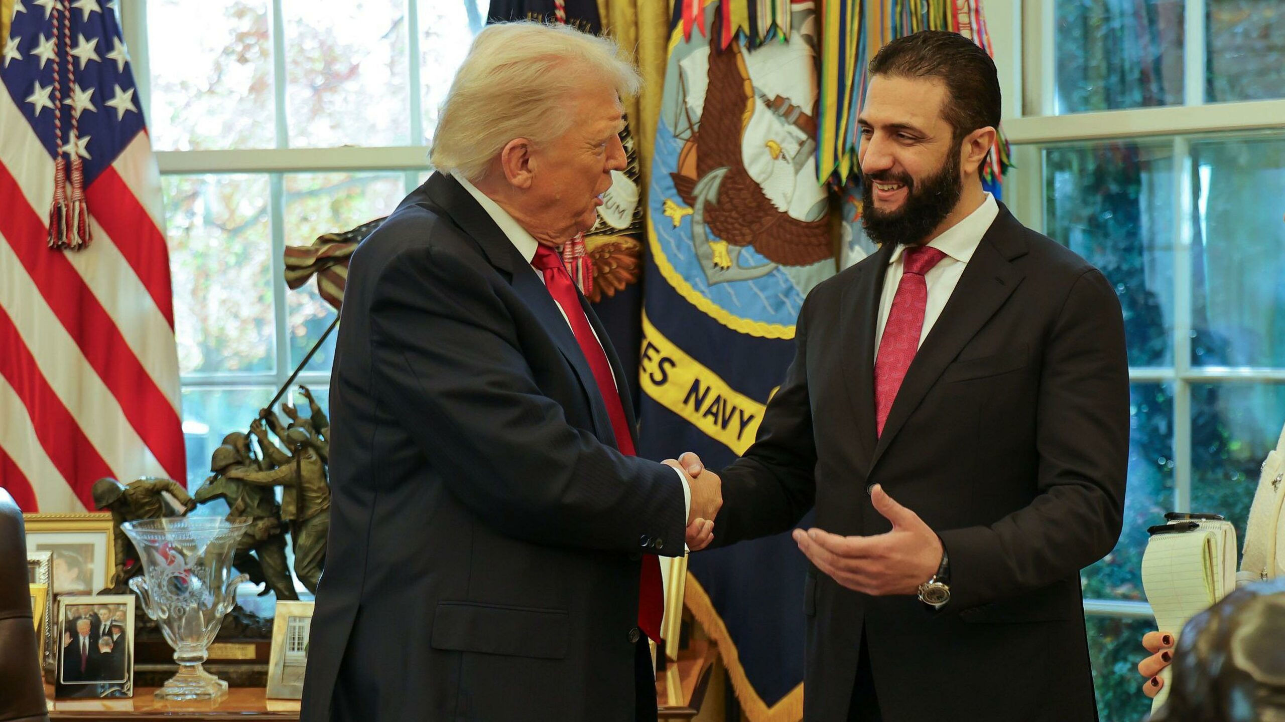 presidenti-sirian-zhvillon-bisede-telefonike-me-trump-i-kerkon-heqjen-e-plote-te-sanksioneve
