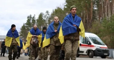 Ukraina dhe Rusia shkëmbejnë nga 185 të burgosur lufte