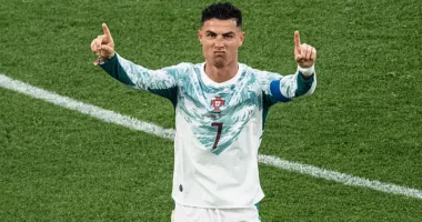 Ronaldo fiton “derbin e pleqve”/ Portugalia mund 2-1 Kroacinë pas dramës në Kupën e Botës