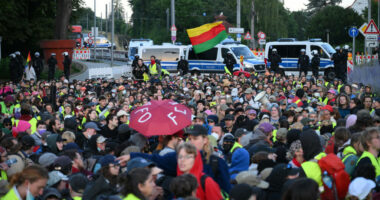 Protesta në Gjermani/ Përplasje me policinë në Erfurt, kundërshti për konventën e AFD