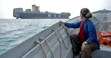 Reportazhi i BBC nga Hormuzi: Qetësi e brishtë pas tensioneve, anijet e sekuestruara mbeten ende aty