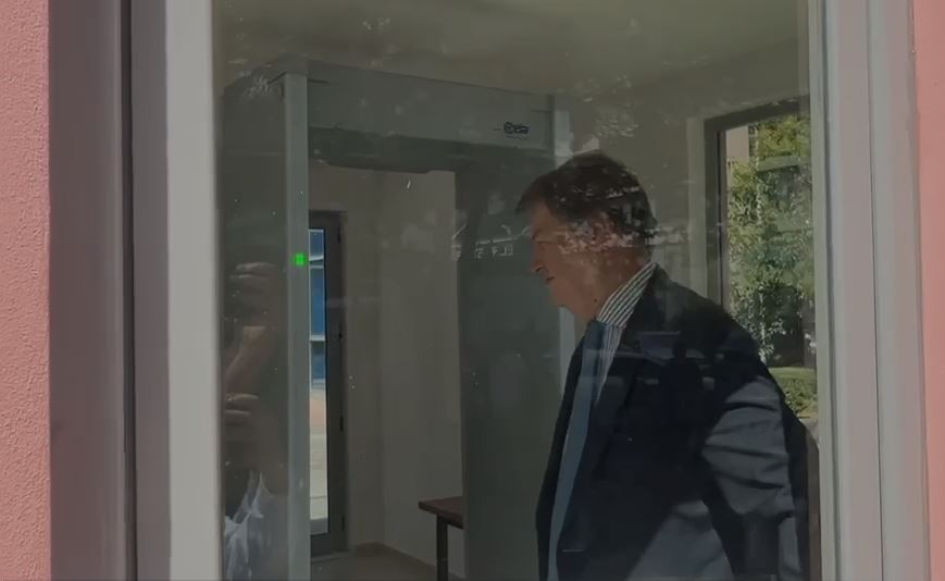 Dosja  Partizani   ish presidenti Bamir Topi në GJKKO në cilësinë e dëshmitarit