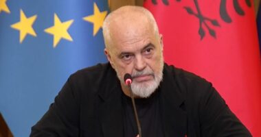 “Nuk do ketë ndasi mes njerëzve”, Rama: Dëgjimi, të bëhet teknologjia më e avancuar e PS