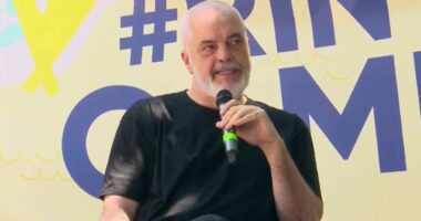 Rama mesazh Kurtit: Nuk i jap mend dikujt në shtëpinë e vet