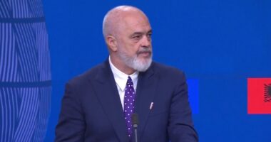 A do hapen kapituj të tjerë? Rama superoptimist: Duhet të punojmë pareshtur drejt BE
