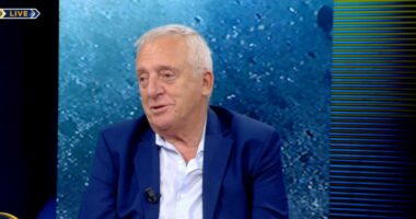 Spanja “bombardon” Francën/ Specialistët e futbollit: “Gjelat” po vuajnë lidhjen e mesfushës me sulmin
