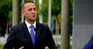 Daut Haradinaj dhe Ardian Gjini dorëzojnë/ Aleanca i hap krahun Beke Berishës dhe Burim Ramandanit